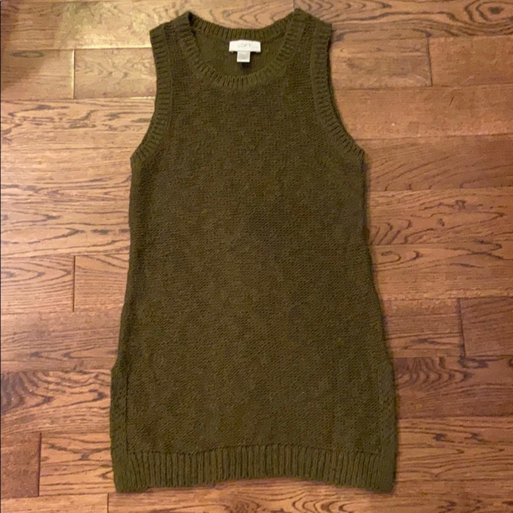 LOFT sleeveless sweater dress🥀